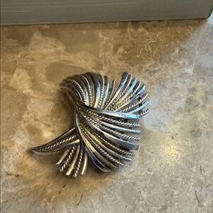 Vintage Crown Trifari Silvertone wheat, sweeping silver brooch